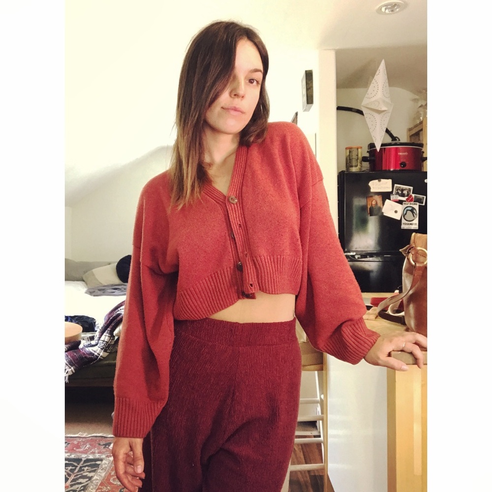 Meet your Posher, Claudia